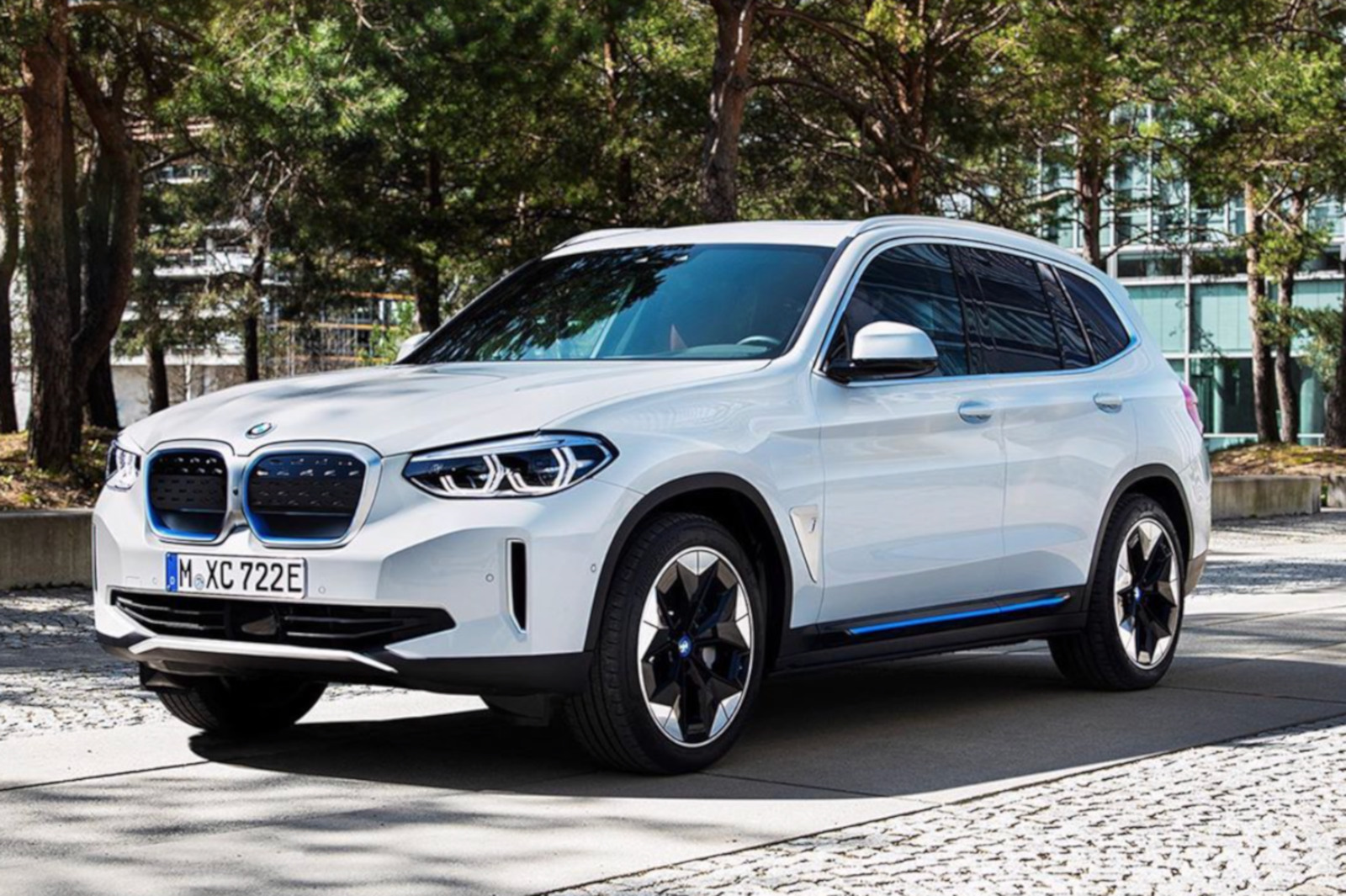 Elektrikli BMW iX3 için Türkiye fiyatı duyuruldu!