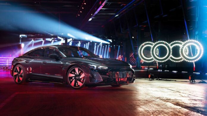 2021 Elektrikli Audi E-Tron GT Tanıtıldı