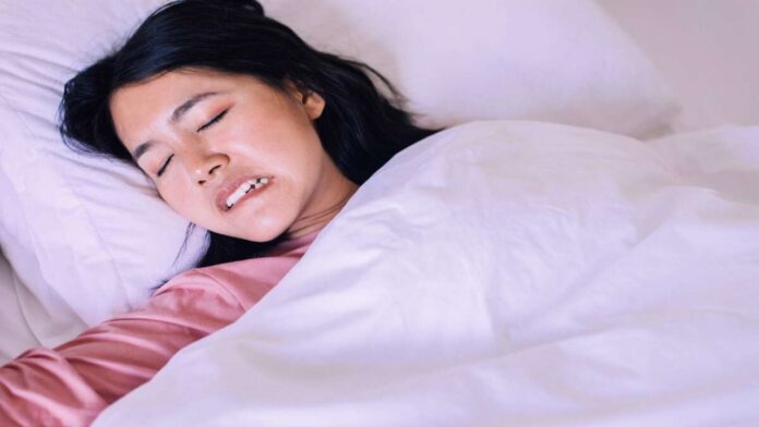 Uyurken Diş Gıcırdatma Nasıl Geçer?
