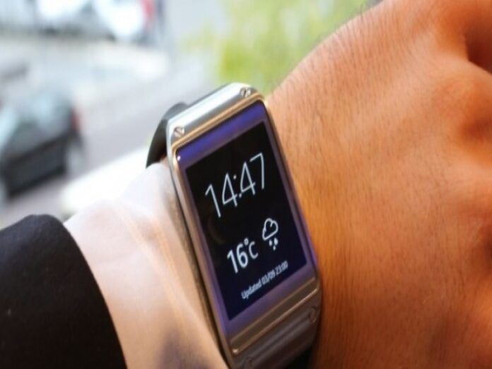 Samsung yakında dikdörtgen bir Galaxy Watch piyasaya sürebilir