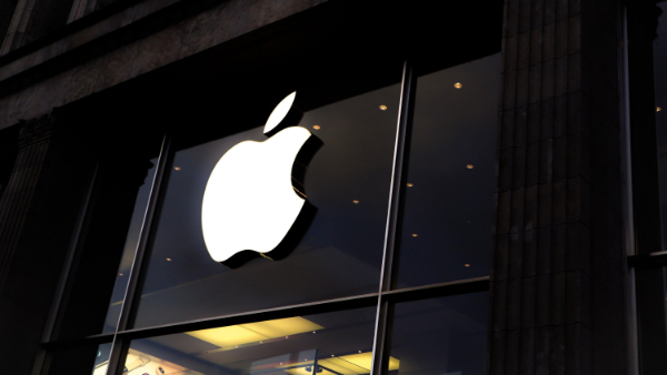 Apple 92 Ülkedeki iPhone Kullanıcılarını Potansiyel Casus Yazılım Saldırılarına Karşı Uyardı