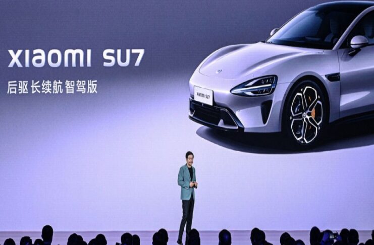 Xiaomi CEO'su 2024 yılına kadar 100.000'den fazla Xiaomi SU7 otomobil satmayı hedefliyor