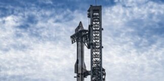 SpaceX'in 7. test uçuşu programında ilk kez faydalı yük konuşlandırılması test edilecek